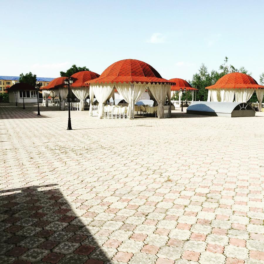 Hotel Ark Ms Taraz Exterior foto