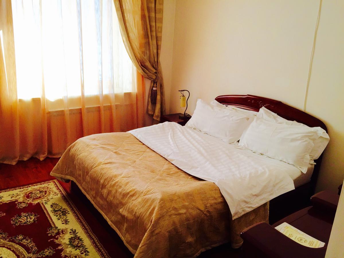 Hotel Ark Ms Taraz Exterior foto
